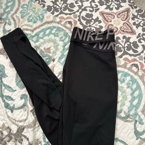 Nike Black High-Waisted Leggings